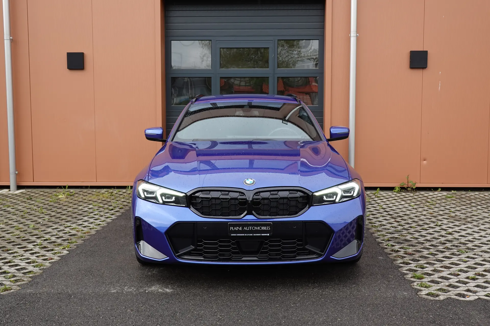 BMW 330 2024 occasion Denges — 2