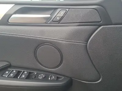 BMW X4 M 40i — SUV coupé sportif, 360 ch et très peu kilométré — Miniature 18