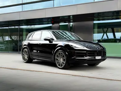 Porsche Cayenne Turbo 2019 — 550 ch, Tout-terrain haute performance — vue extérieure