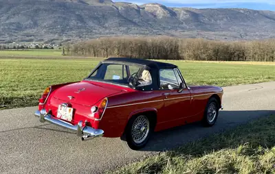 MG Midget MK III 1968 — Cabriolet vintage authentique, collection FIVA — Miniature 8