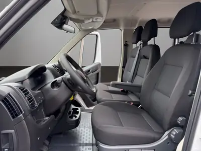 Opel Movano 2.2D 3,5T — Utilitaire neuf, charge utile 1103 kg, équipé navigation — Thumbnail 9