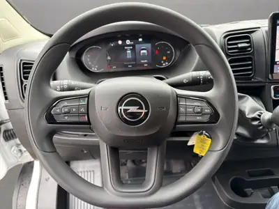 Opel Movano 2.2D 3,5T — Utilitaire neuf, charge utile 1103 kg, équipé navigation — Thumbnail 10
