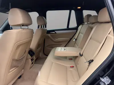 BMW X3 xDrive 28i — SUV sportif avec pack M, moteur fiable et consommation maitrisée — Miniature 13