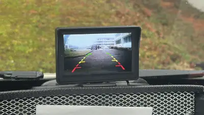 VW Crafter Schulbus 30 places — Bus scolaire fiable, homologué MFK, diesel robuste — tableau de bord