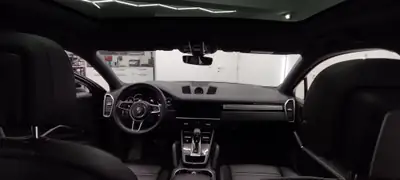 Porsche Cayenne Coupé E-Hybrid Platinum Edition — SUV sportif hybride rechargeable, 51'850 km seulement — Armaturenbrett
