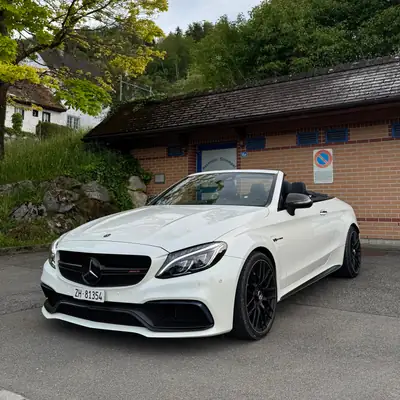 Mercedes-Benz C 63 AMG Cabriolet — 476 ch, Carbone intérieur/extérieur, 35 900 km — côté