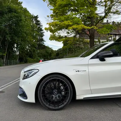 Mercedes-Benz C 63 AMG Cabriolet — 476 ch, Carbone intérieur/extérieur, 35 900 km — détail