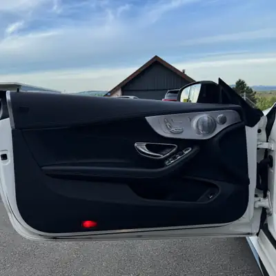 Mercedes-Benz C 63 AMG Cabriolet — 476 ch, Carbone intérieur/extérieur, 35 900 km — Miniature 11