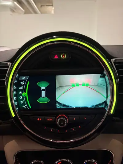 MINI Clubman Cooper John Cooper Works ALL4 — Sportivité et polyvalence en version 6 portes — Miniatura 18
