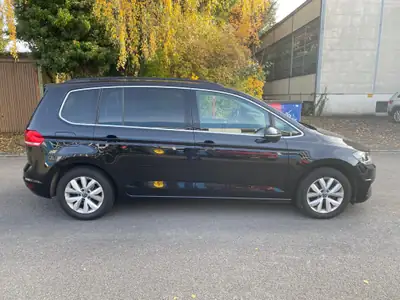 VW Touran 2.0 TDI BlueMotion — Monospace fiable, 150 ch, transmission DSG — tableau de bord