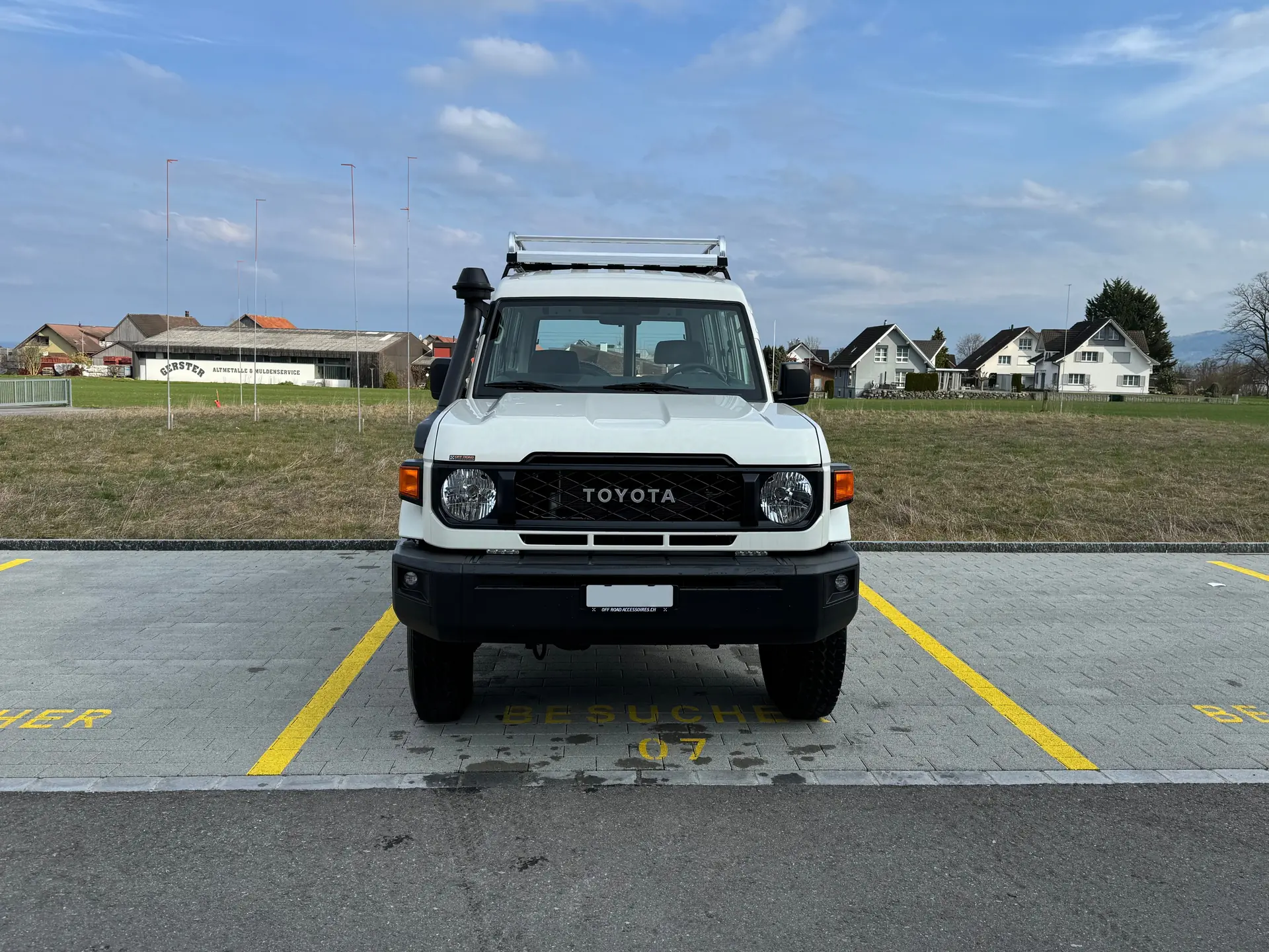 Toyota Land Cruiser GRJ78 4.0 V6 — Le SUV de légende, quasi neuf avec 104 km