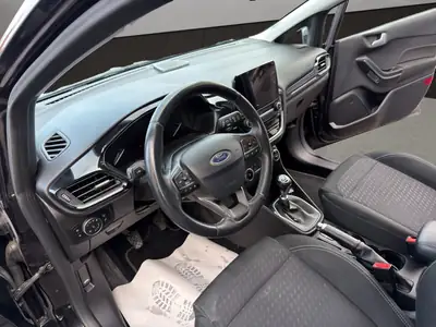 Ford Fiesta 1.0 SCTi Titanium — Citadine dynamique, entretien assuré et équipée — Thumbnail 11