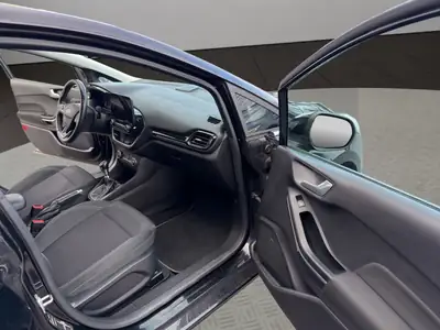 Ford Fiesta 1.0 SCTi Titanium — Citadine dynamique, entretien assuré et équipée — Thumbnail 18