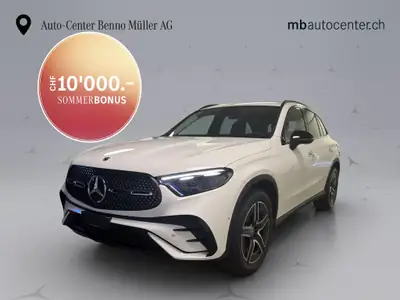 Mercedes-Benz GLC 220 d AMG Line 4Matic — SUV diesel hybride performant et économe — exterior view