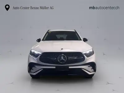 Mercedes-Benz GLC 220 d AMG Line 4Matic — SUV diesel hybride performant et économe — Thumbnail 9