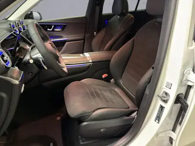 Mercedes-Benz GLC 220 d AMG Line 4Matic — SUV diesel hybride performant et économe — Thumbnail 10