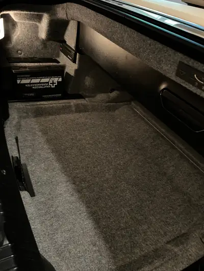 BMW 325 Ci Cabriolet — Décapotable élégante, 193 ch et transmission automatique — Detail