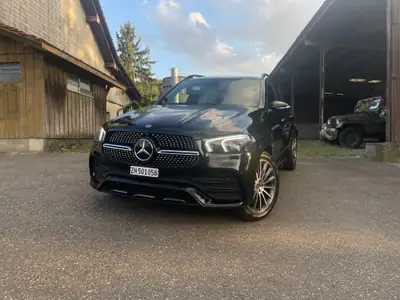 Mercedes-Benz GLE 450 4Matic AMG Line — SUV premium hybride avec 367 ch — vue extérieure