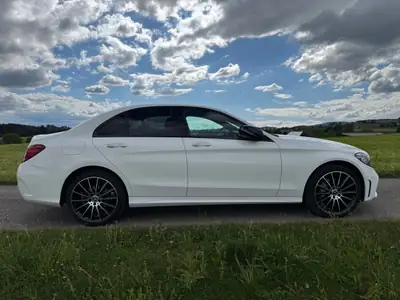 Mercedes-Benz C 200 Swiss Star AMG Line — Berline élégante 4Matic, 81 000 km seulement — Thumbnail 8