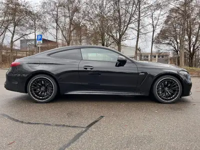 Mercedes-Benz CLE 53 AMG Coupé 4Matic+ — Performance hybride et élégance intemporelle — dettaglio