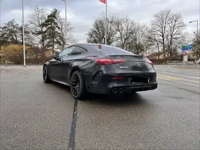 Mercedes-Benz CLE 53 AMG Coupé 4Matic+ — Performance hybride et élégance intemporelle — interni