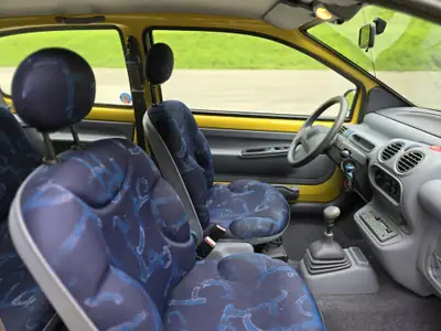 Renault Twingo 1.2 1995 — L'icône jaune des années 90, état exceptionnel — Miniatura 10