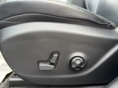 Jeep Cherokee 3.2 Limited AWD — SUV robuste, traction intégrale, toiture panoramique — Thumbnail 17