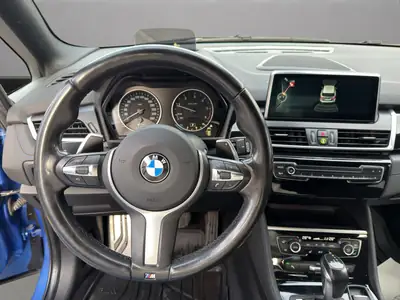 BMW 220 Active Tourer xDrive M Sport — Diesel automatique, design affirmé et équipements premium — Miniature 11