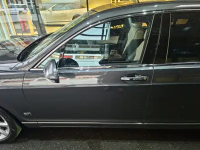 Bentley Continental Flying Spur 6.0 — Berline de luxe anglaise, 560 ch, entretien Bentley — arrière
