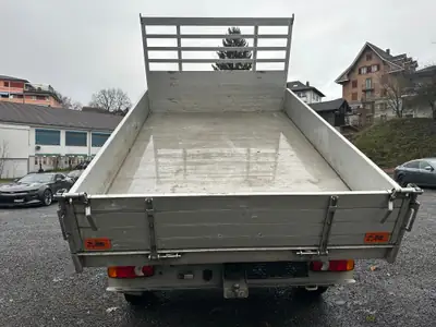 Peugeot Boxer 2.2 HDI 335 L3 — Utilitaire robuste, sans accident, kilométrage modéré — côté
