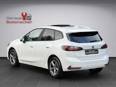 BMW 223 Active Tourer xDrive — Monospace premium diesel, faible kilométrage — rear view