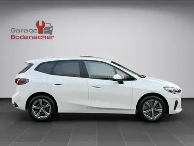 BMW 223 Active Tourer xDrive — Monospace premium diesel, faible kilométrage — dashboard