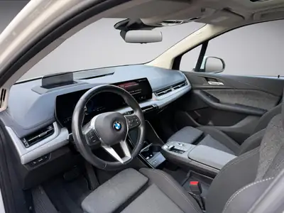 BMW 223 Active Tourer xDrive — Monospace premium diesel, faible kilométrage — Thumbnail 9
