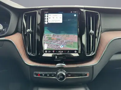 Volvo XC60 2.0 B4 MH Ultimate Dark AWD — SUV hybride diesel, 42'000 km seulement — Miniatur 14