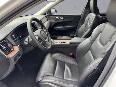 Volvo XC60 2.0 B4 MH Ultimate Dark AWD — SUV hybride diesel, 42'000 km seulement — Miniatur 16