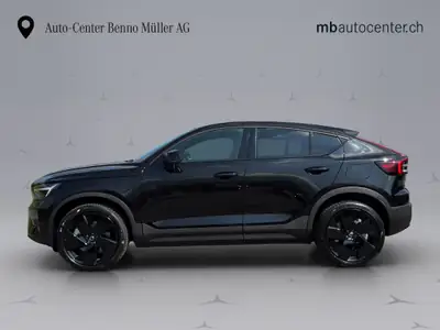 Volvo EC40 Twin Performance Black Edition AWD — Électrique puissant, ultra-faible kilométrage — côté