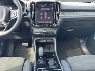 Volvo EC40 Twin Performance Black Edition AWD — Électrique puissant, ultra-faible kilométrage — Miniature 14