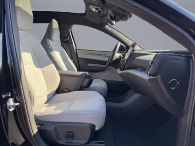 Volvo EX30 E60 Ultra — SUV électrique performant, 8000 km seulement — Miniature 17