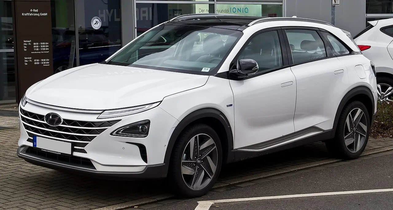 Hyundai Nexo — Berline hydrogène zéro émission, 80'000 km seulement — vista esterna