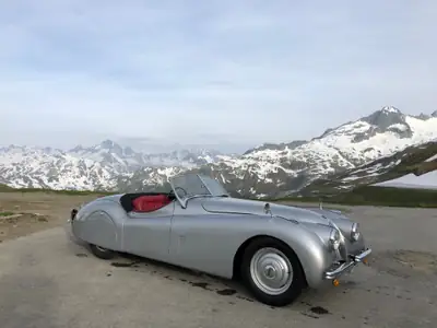 Jaguar XK120 OTS — Légende anglaise cabriolet, rare livraison Suisse 1951 — côté