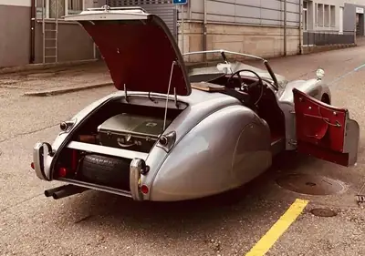 Jaguar XK120 OTS — Légende anglaise cabriolet, rare livraison Suisse 1951 — Miniature 7