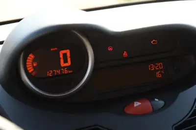 Renault Twingo RS 2008 — Sportive compacte dynamique, révision complète — Miniature 8