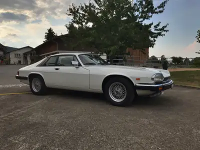 Jaguar XJ-S V12 1990 — Coupé sportif légendaire, contrôle technique valide jusqu'en 2032 — cruscotto