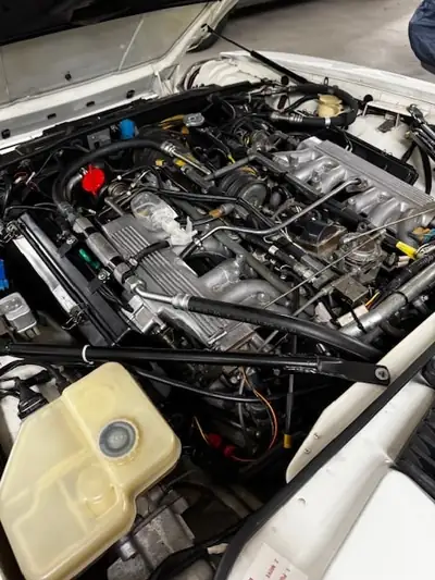 Jaguar XJ-S V12 1990 — Coupé sportif légendaire, contrôle technique valide jusqu'en 2032 — Miniatura 14