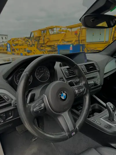 BMW M135i xDrive — Compacte sportive 320 ch, transmission intégrale automatique — detail