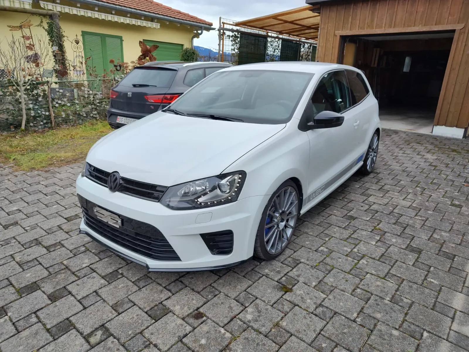 VW Polo 2.0 TSI R WRC — Édition limitée 2013, 41'000 km, performance sportive — vista esterna