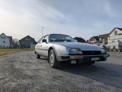 Citroën CX 2400 GTi 1982 — Berline de caractère, moteur performant, histoire automobile — vue extérieure