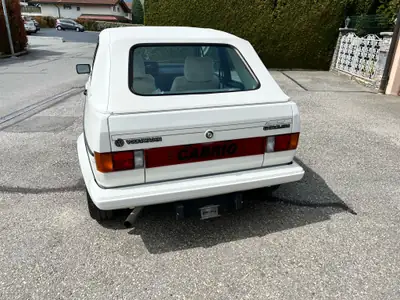 VW Golf Cabriolet 1800 GLI Special — Décapotable classique, moteur pétillant, 140'000 km — fianco