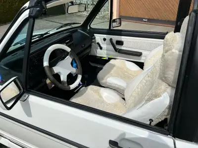 VW Golf Cabriolet 1800 GLI Special — Décapotable classique, moteur pétillant, 140'000 km — cruscotto