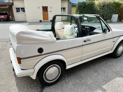 VW Golf Cabriolet 1800 GLI Special — Décapotable classique, moteur pétillant, 140'000 km — interni